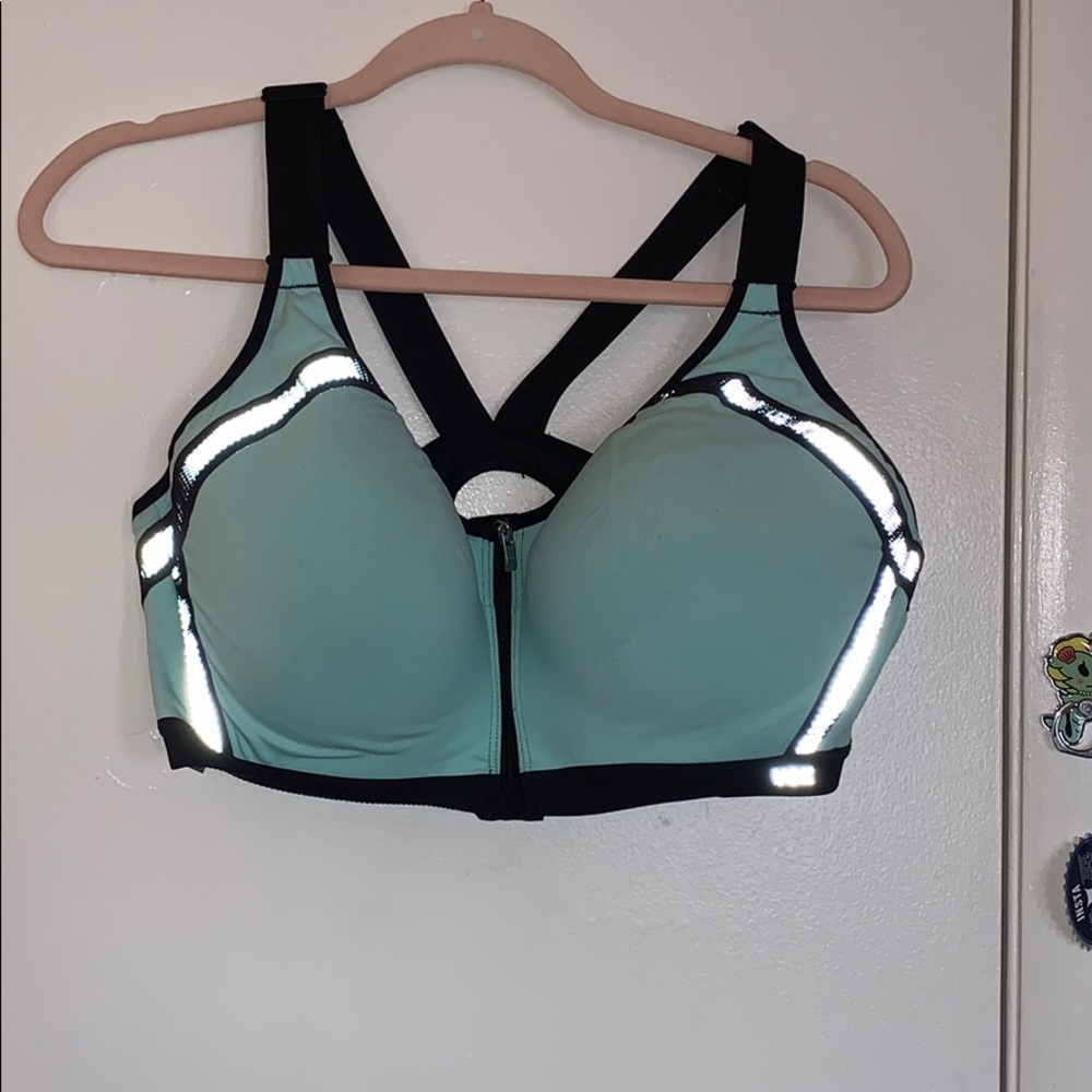 Victoria Secret sport sports bra 40DD